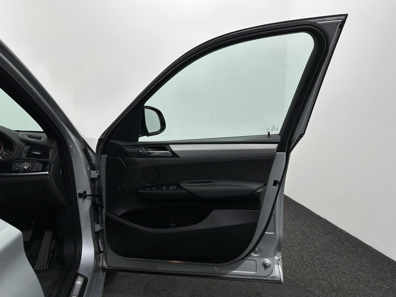 Used BMW X3 2017 for sale - 76878952: Photo 35