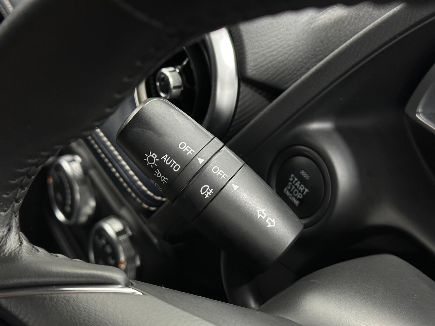 Used Mazda Mazda2 2021 for sale - 76878502: Photo 11