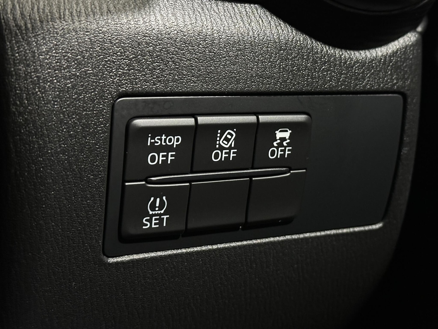 Used Mazda Mazda2 2021 for sale - 76878502: Photo 15