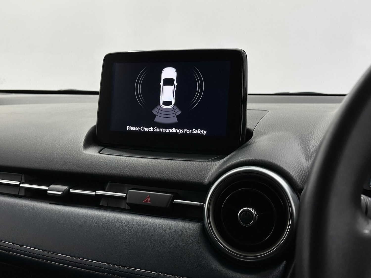 Used Mazda Mazda2 2021 for sale - 76878502: Photo 21