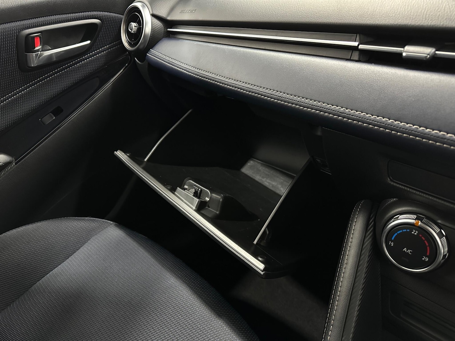 Used Mazda Mazda2 2021 for sale - 76878502: Photo 25