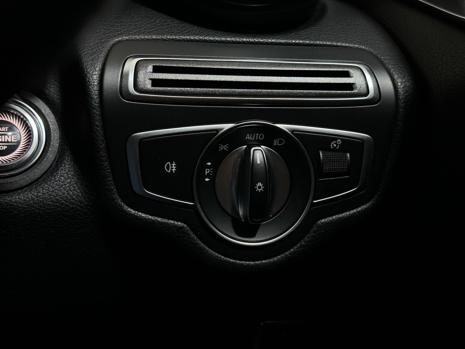 Used Mercedes-Benz C Class 2019 for sale - 77479344: Photo 17