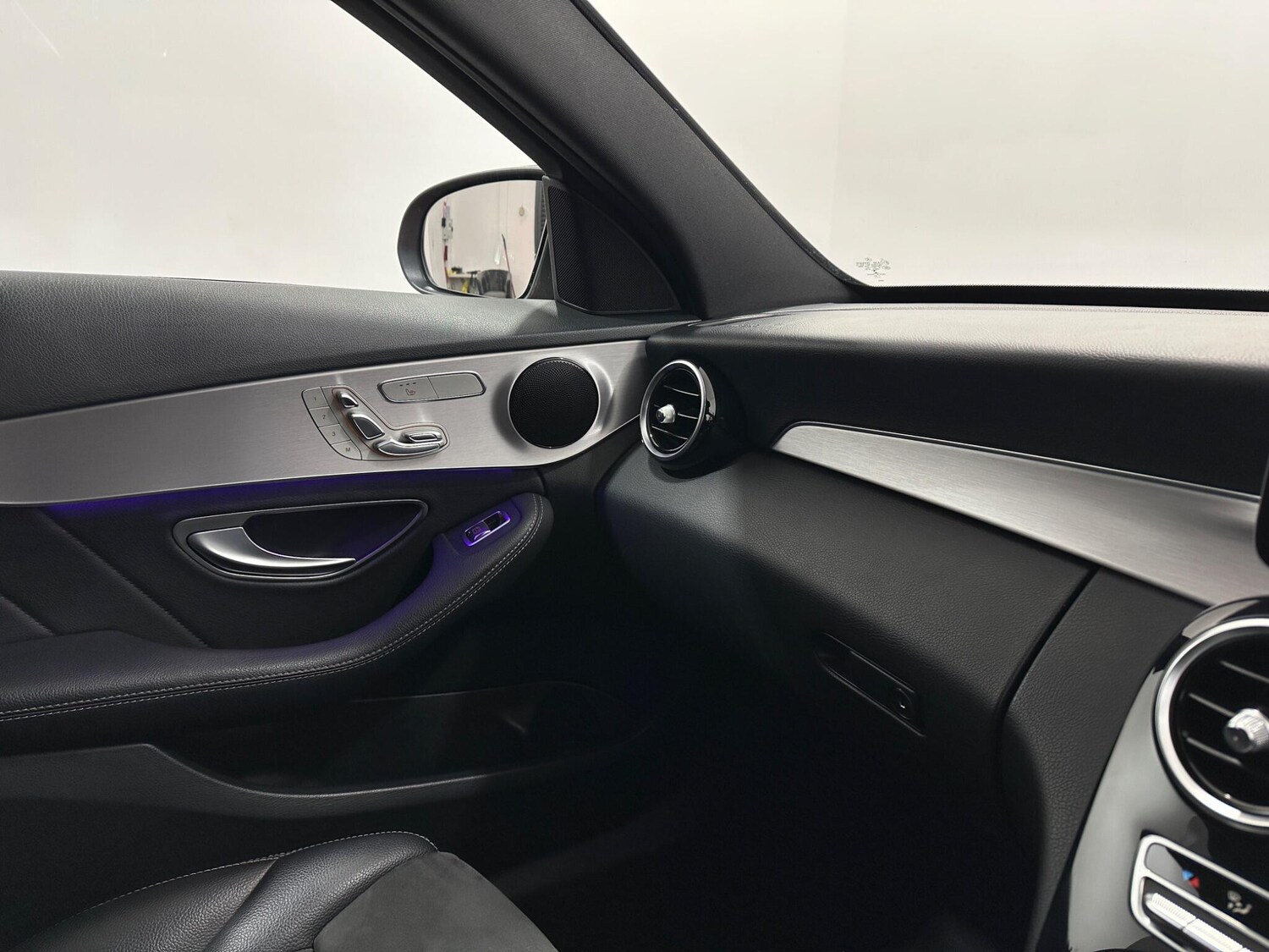 Used Mercedes-Benz C Class 2019 for sale - 77479344: Photo 28