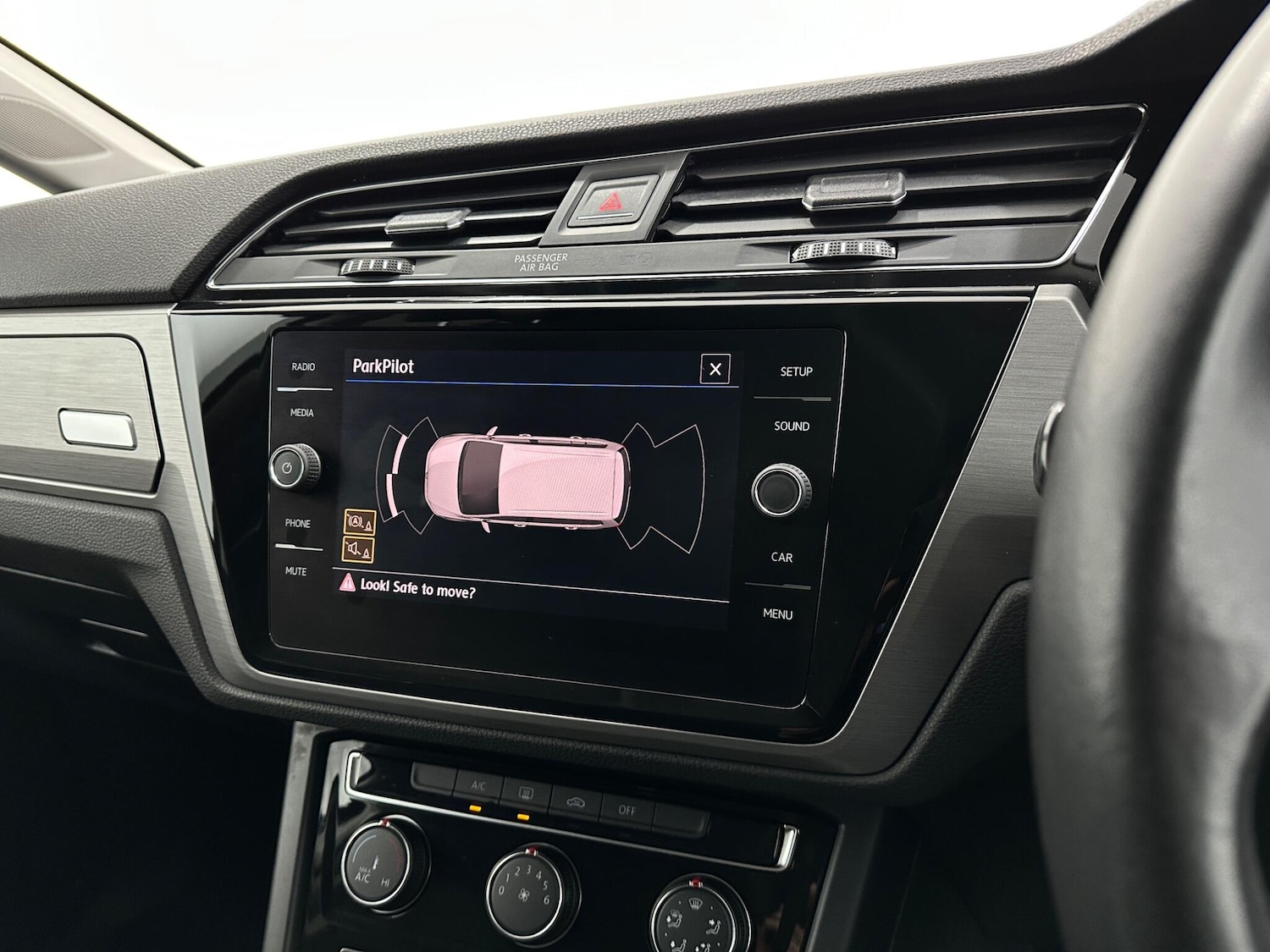 Used Volkswagen Touran 2019 for sale - 77705053: Photo 22