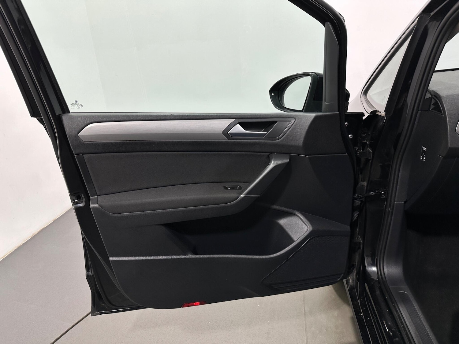 Used Volkswagen Touran 2019 for sale - 77705053: Photo 35