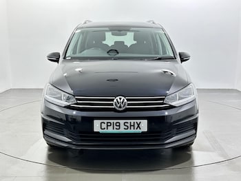 Used Volkswagen Touran 2019 for sale - 77705053: Photo