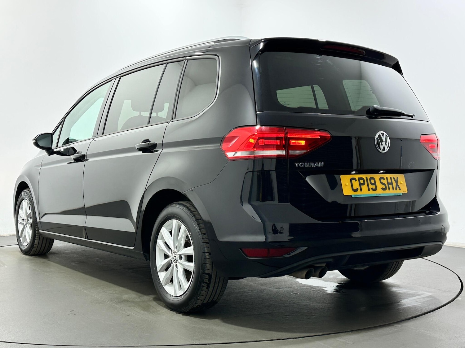 Used Volkswagen Touran 2019 for sale - 77705053: Photo 48