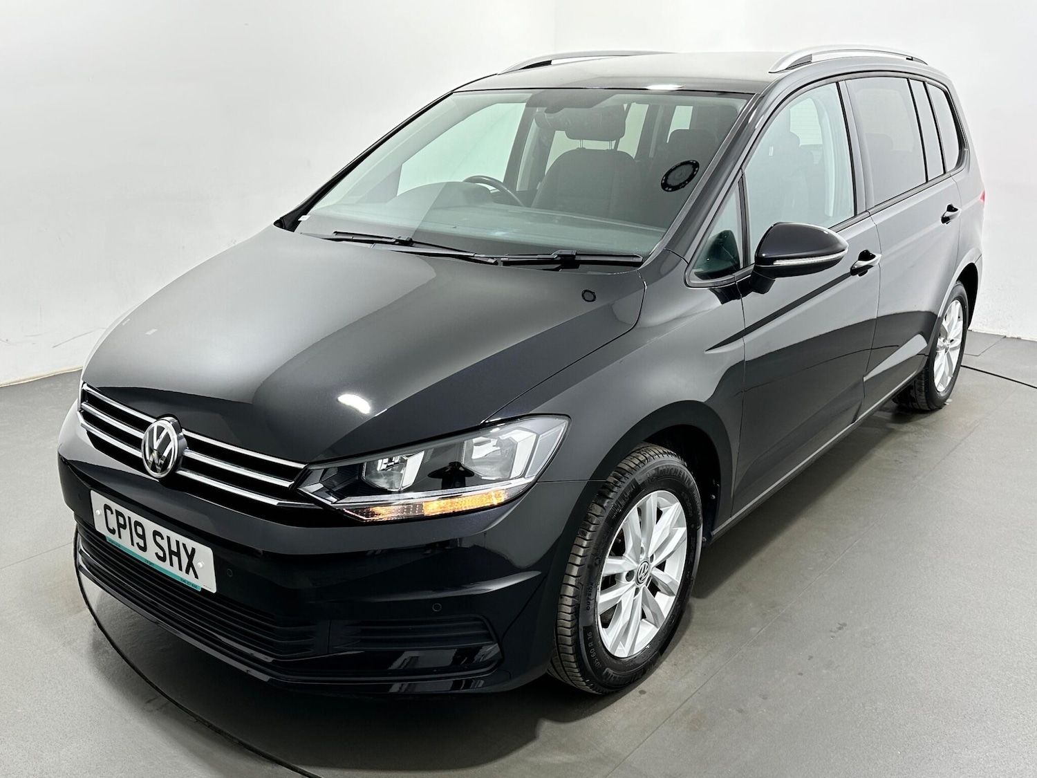 Used Volkswagen Touran 2019 for sale - 77705053: Photo 53