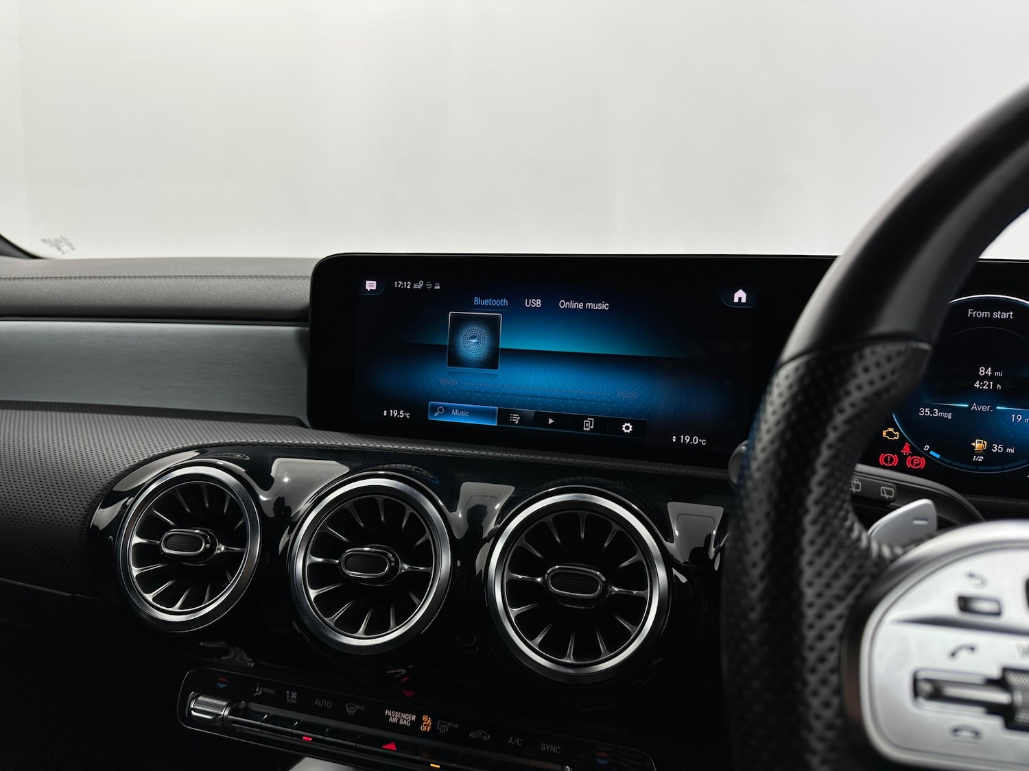 Used Mercedes-Benz CLA 2021 for sale - 76878855: Photo 25