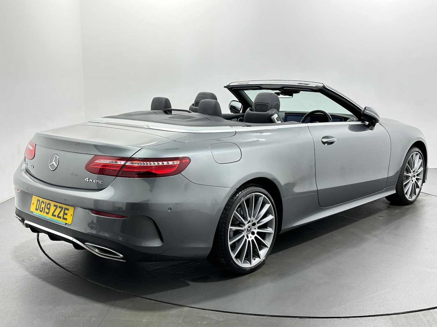 Used Mercedes-Benz E Class 2019 for sale - 76878678: Photo 8