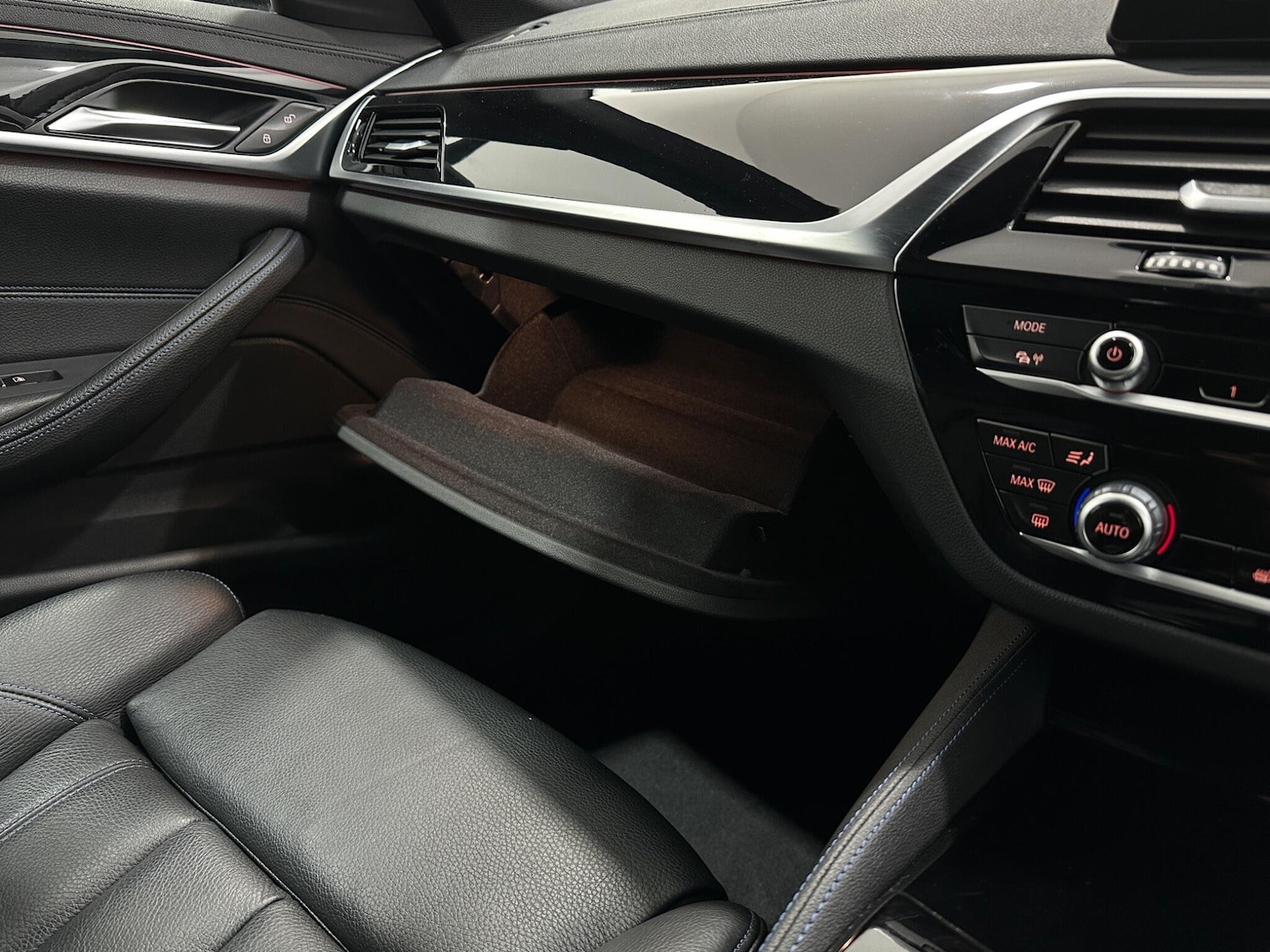 Used BMW 5 Series 2019 for sale - 78034975: Photo 29