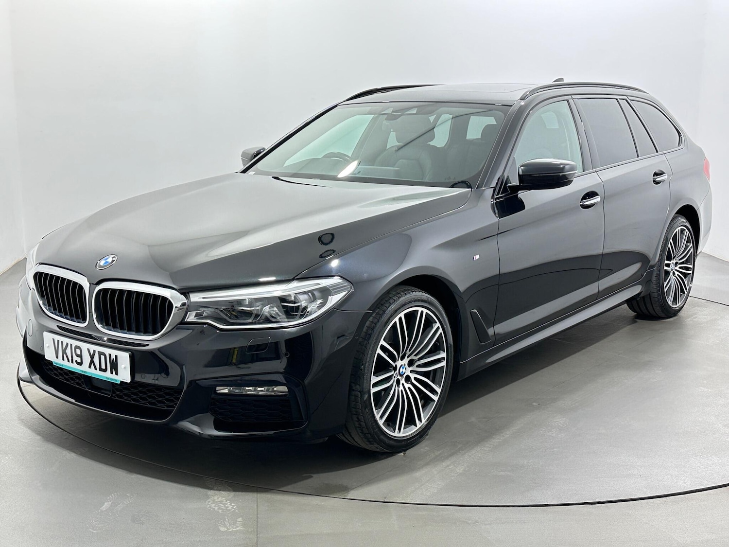 Used BMW 5 Series 2019 for sale - 78034975: Photo 4