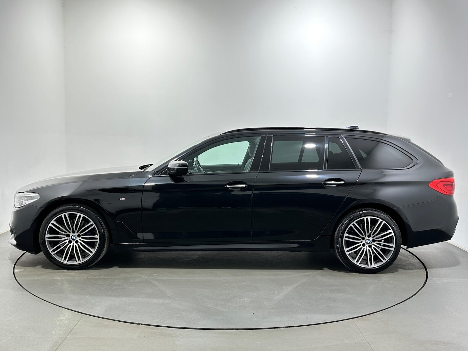 Used BMW 5 Series 2019 for sale - 78034975: Photo 5