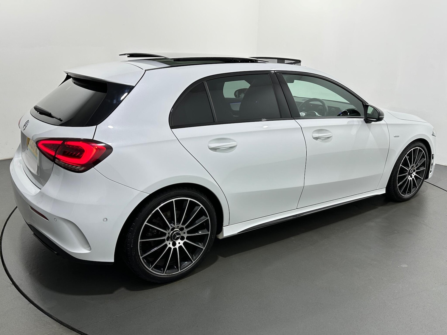 Used Mercedes-Benz A-Class for sale - 76886628: Photo 50