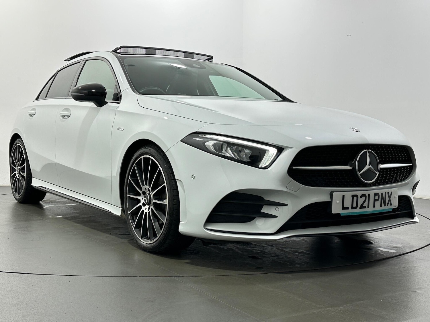 Used Mercedes-Benz A-Class for sale - 76886628: Photo 51