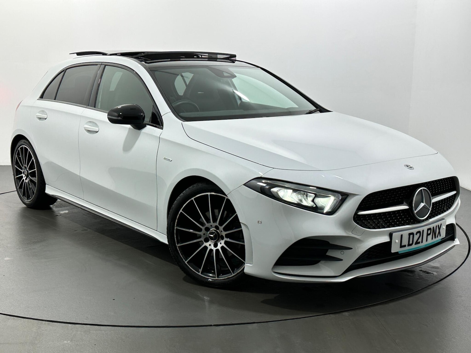 Used Mercedes-Benz A-Class for sale - 76886628: Photo 53