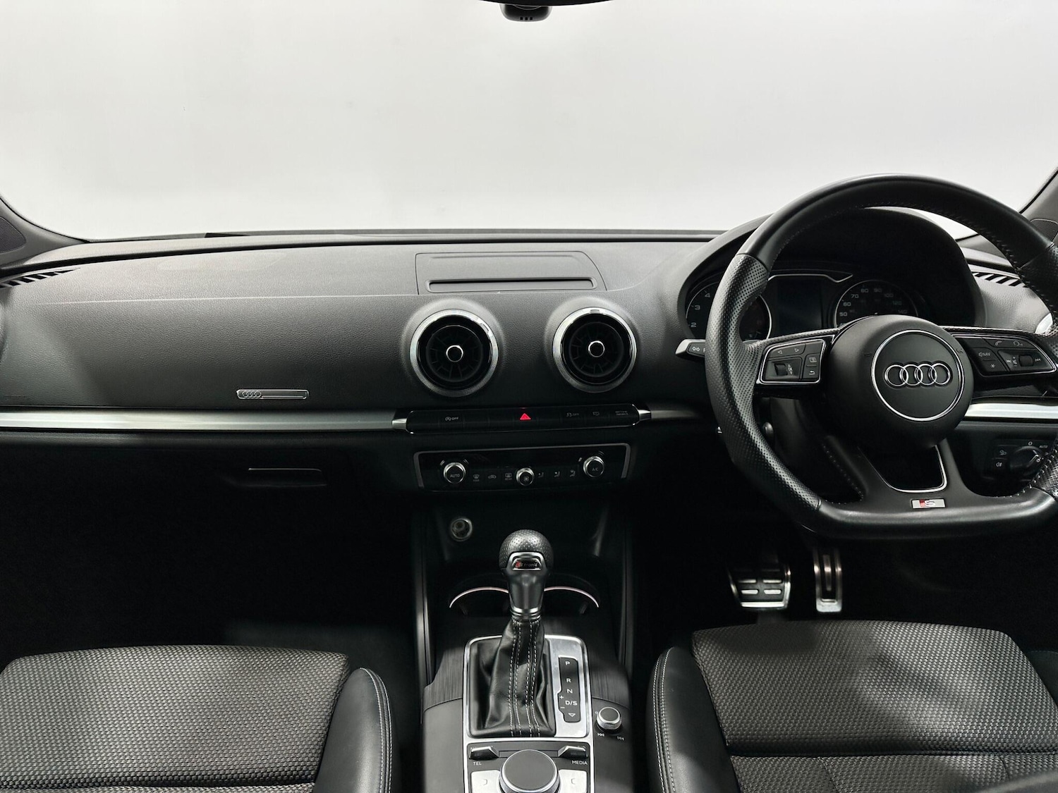 Used Audi A3 2018 for sale - 77670304: Photo 20