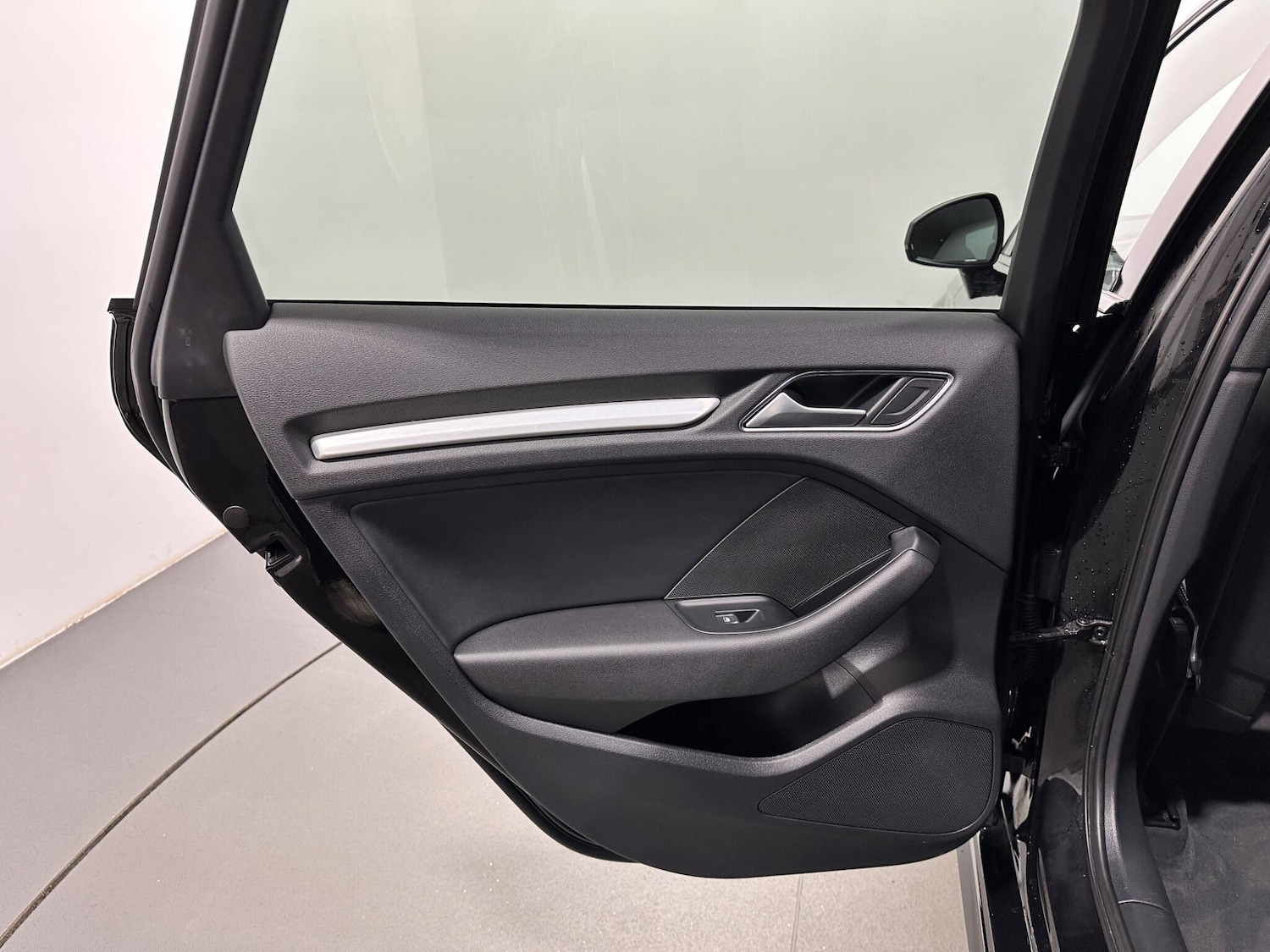 Used Audi A3 2018 for sale - 77670304: Photo 39