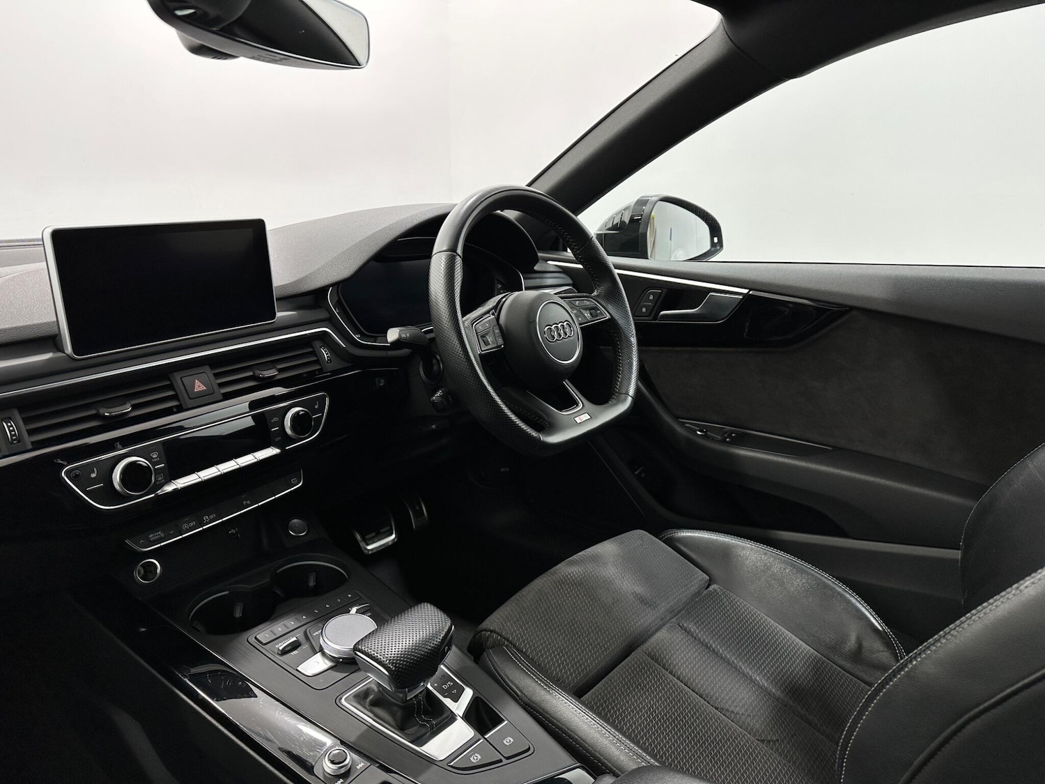 Used Audi A5 2019 for sale - 77892257: Photo 32