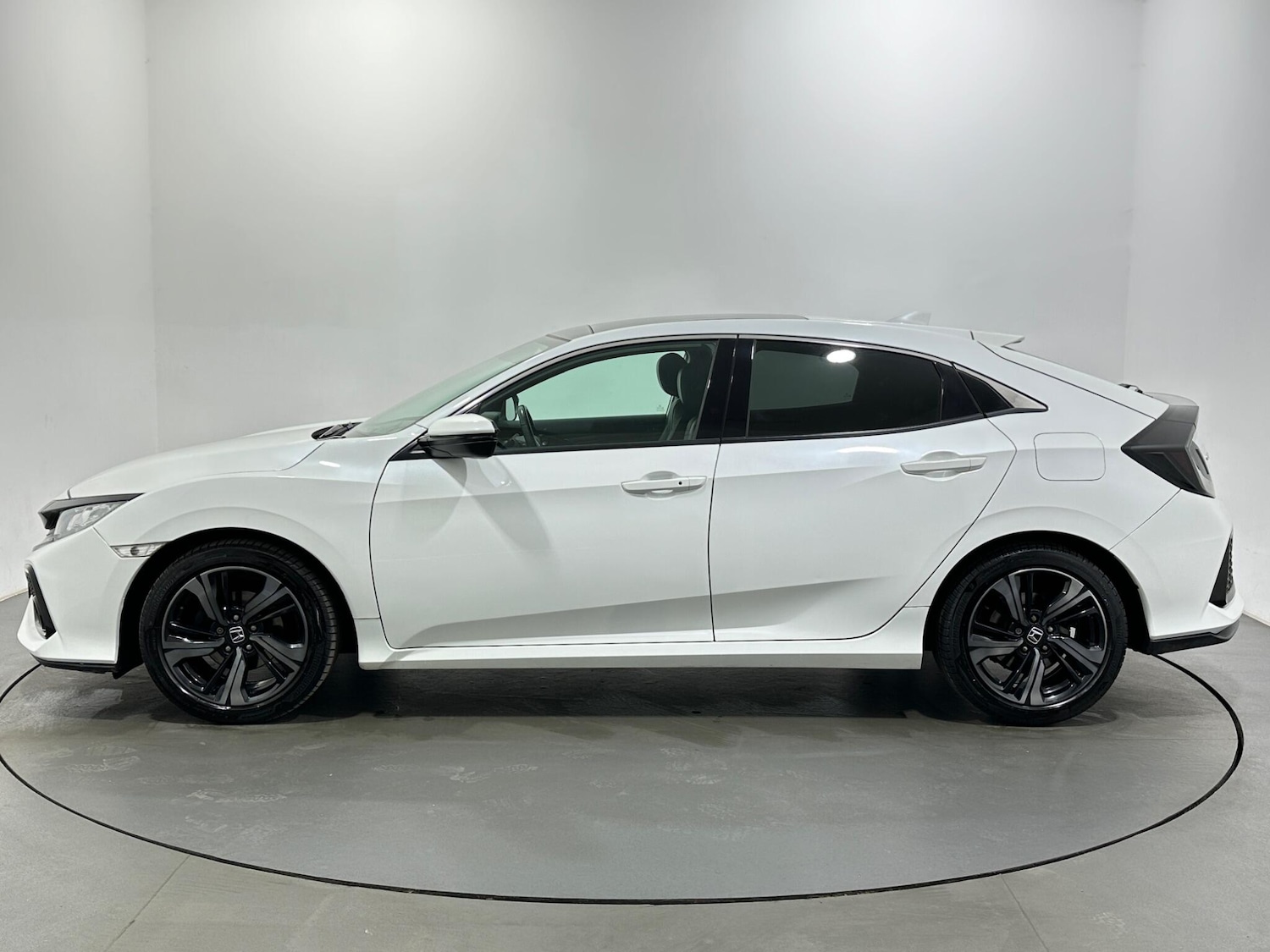 Used Honda Civic for sale - 78214967: Photo 5