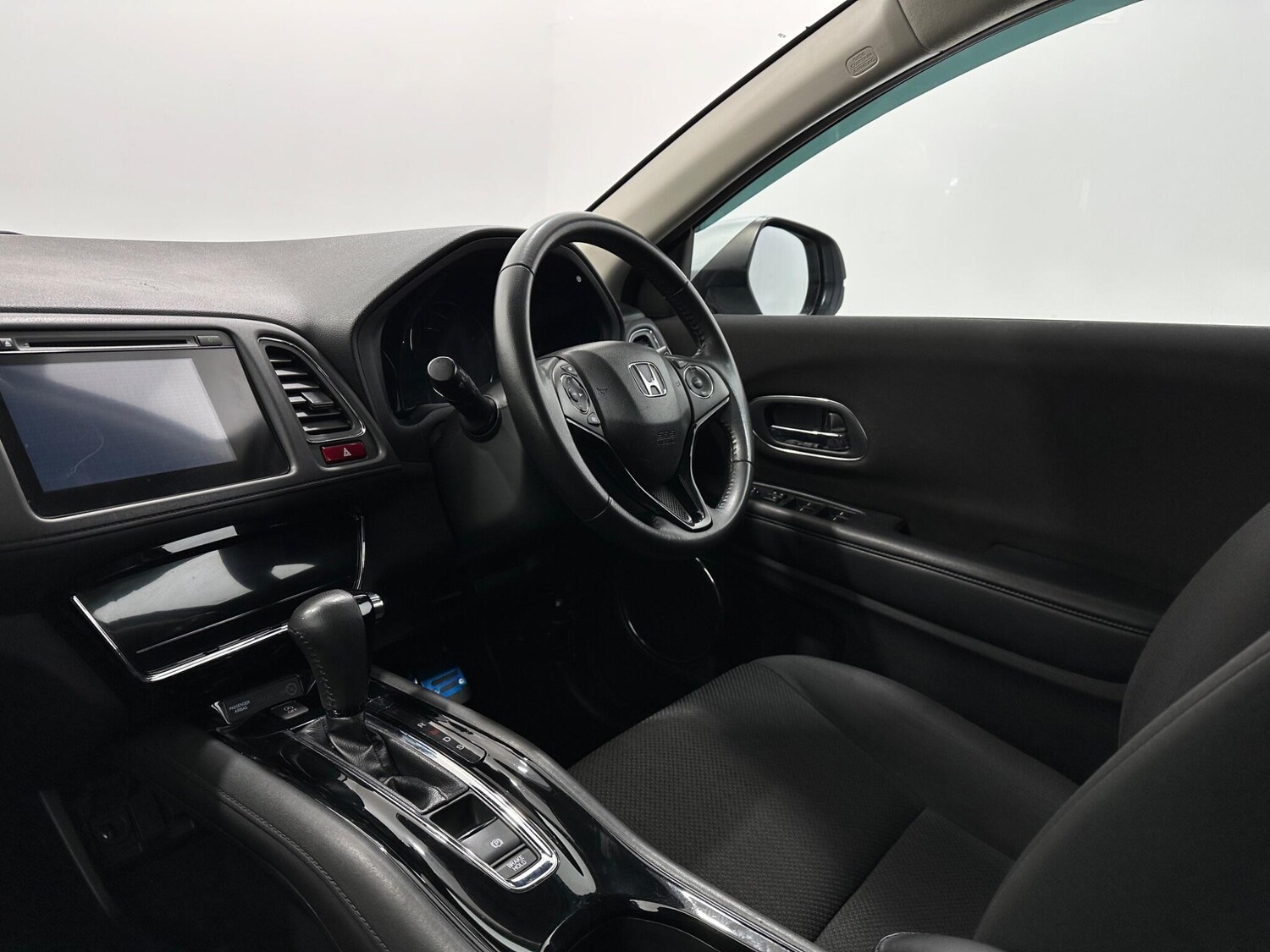 Used Honda HR-V 2017 for sale - 78058297: Photo 29