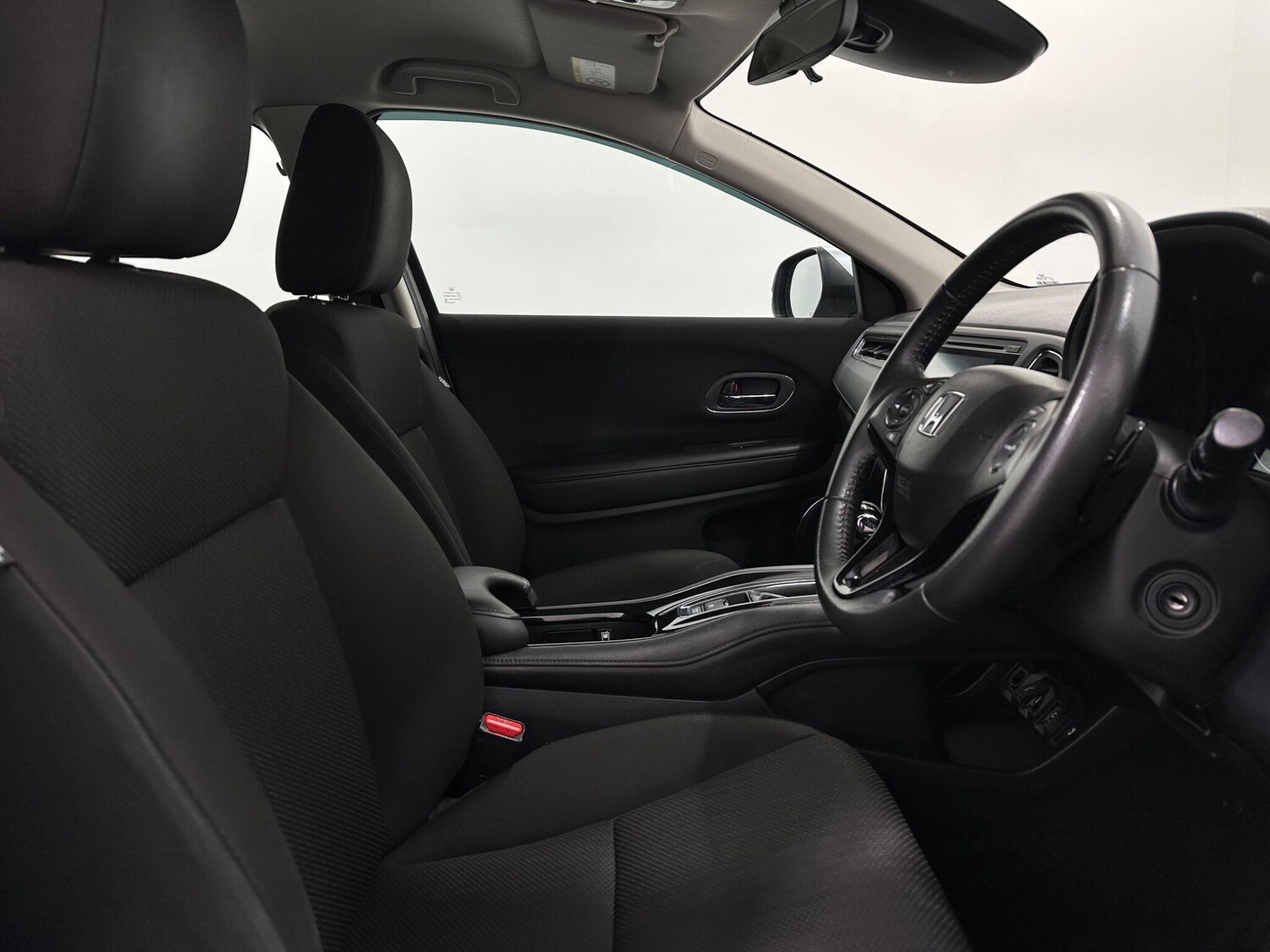 Used Honda HR-V 2017 for sale - 78058297: Photo 30