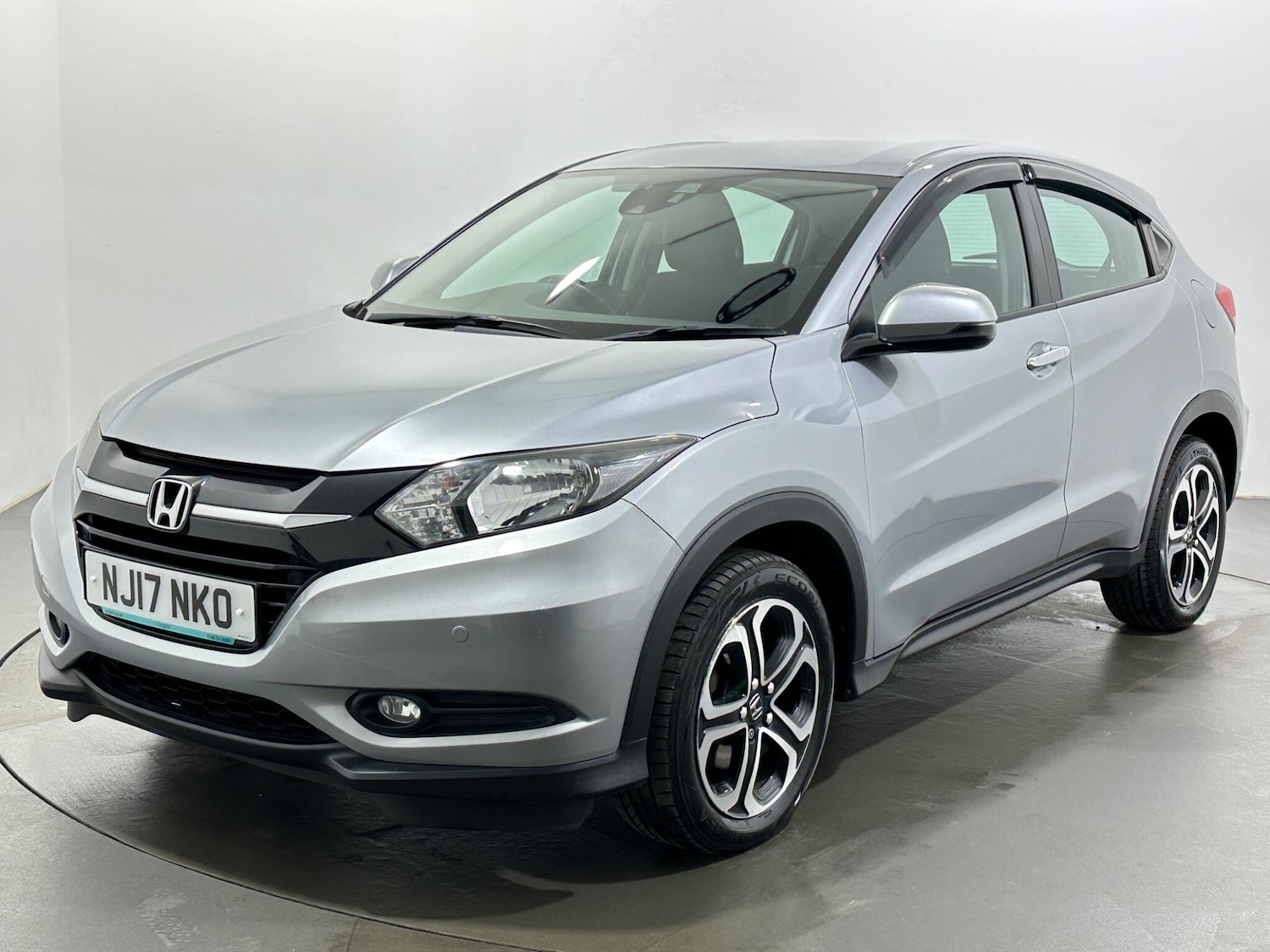 Used Honda HR-V 2017 for sale - 78058297: Photo 4