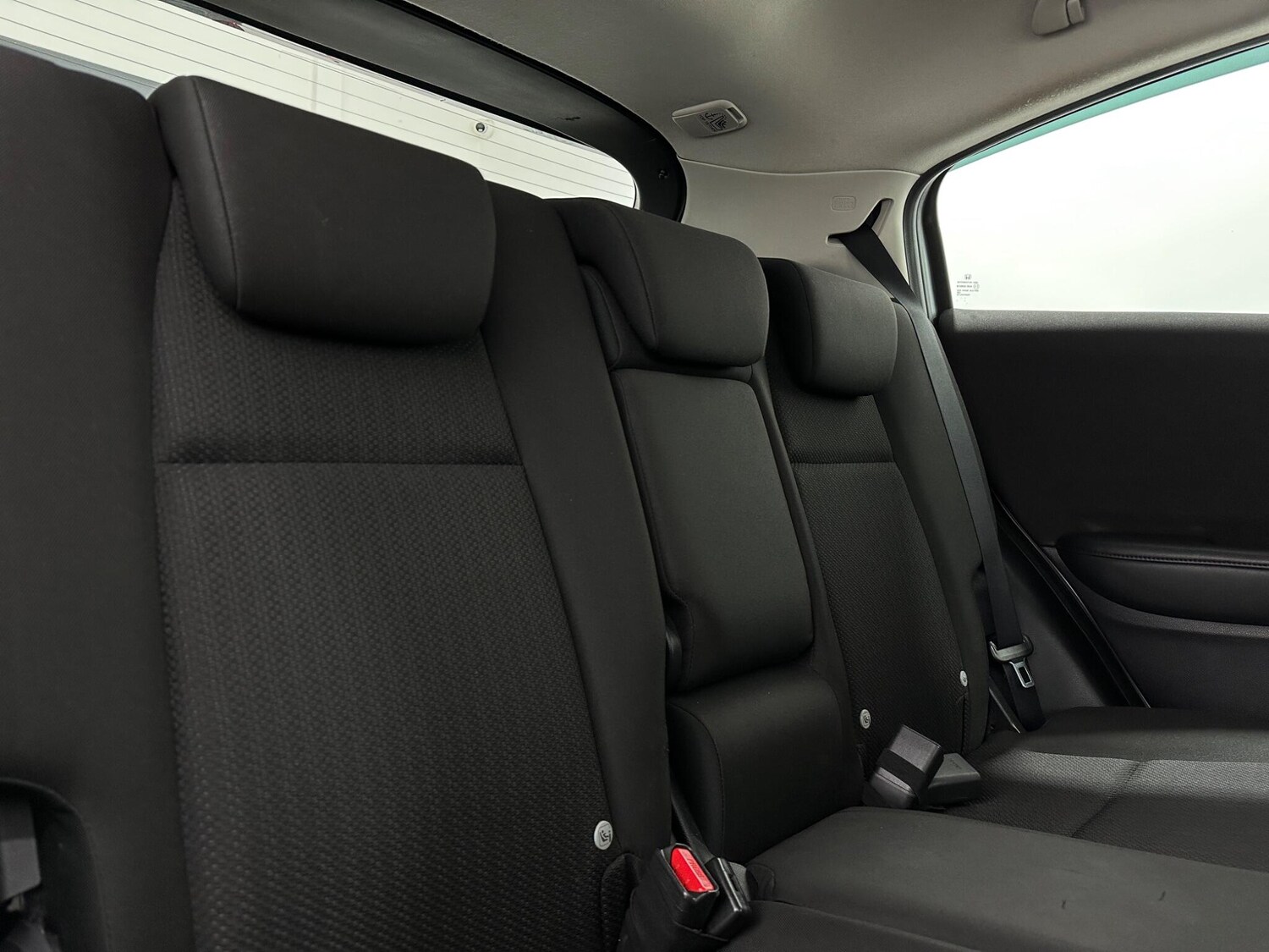 Used Honda HR-V 2017 for sale - 78058297: Photo 40