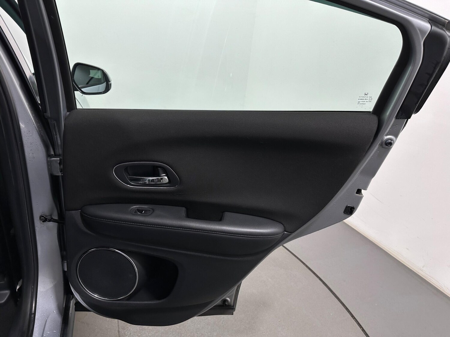 Used Honda HR-V 2017 for sale - 78058297: Photo 41