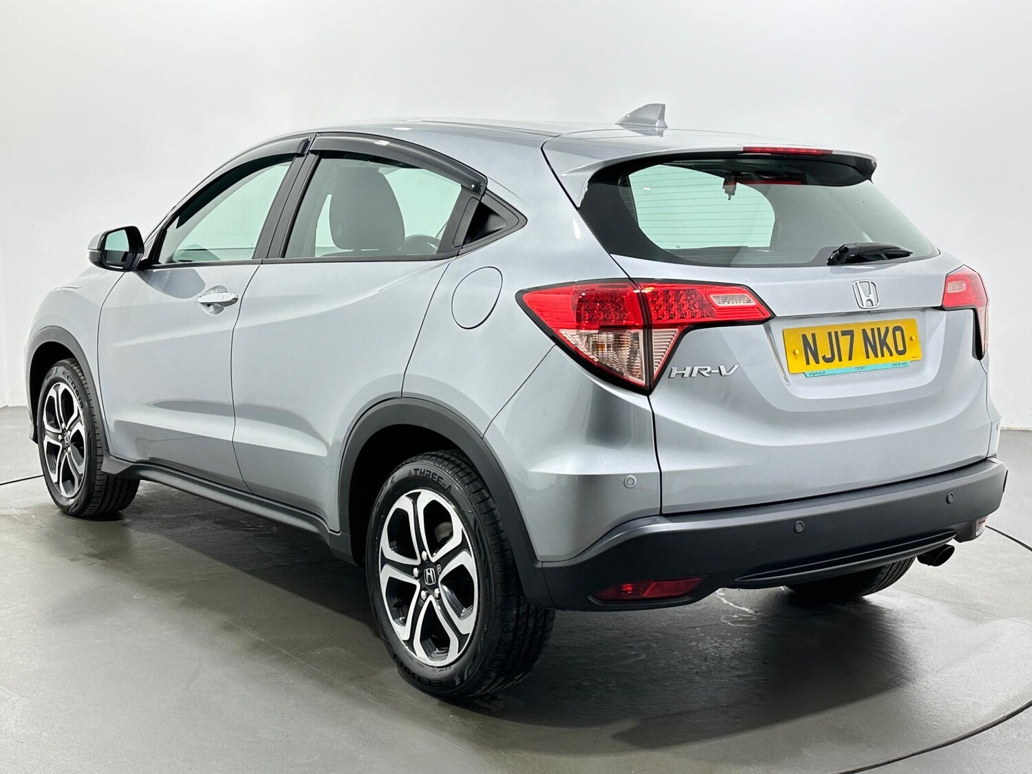 Used Honda HR-V 2017 for sale - 78058297: Photo 6