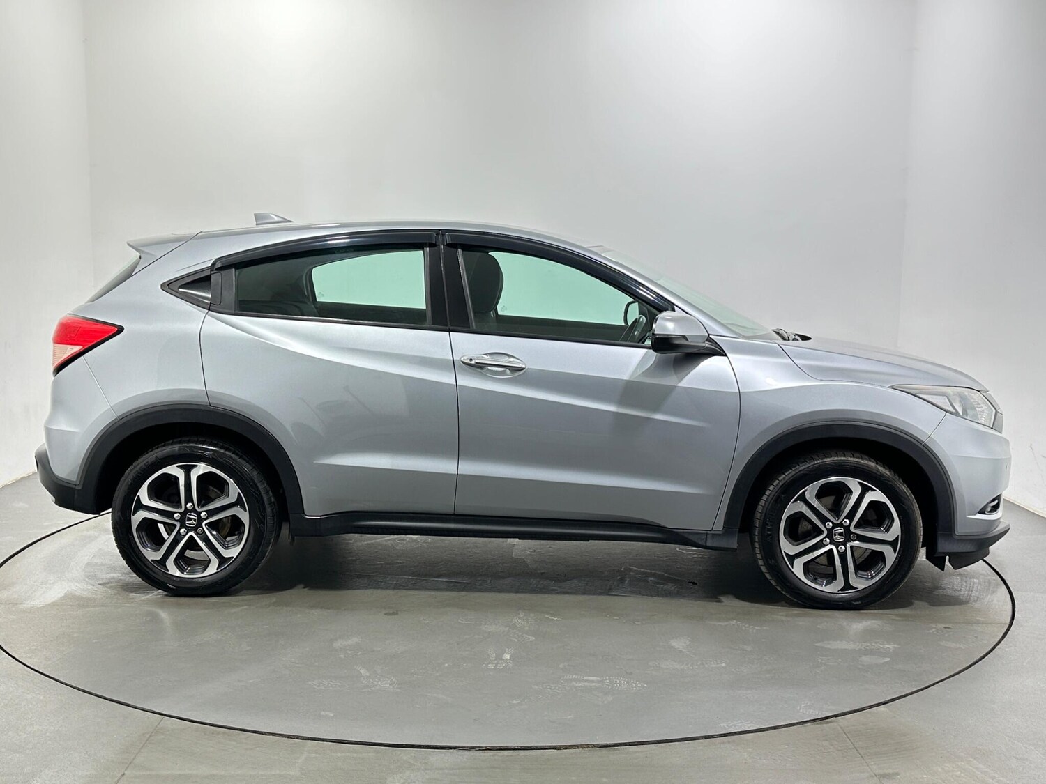 Used Honda HR-V 2017 for sale - 78058297: Photo 9