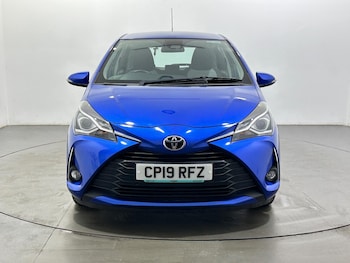 Used Toyota Yaris 2019 for sale - 79590752: Photo