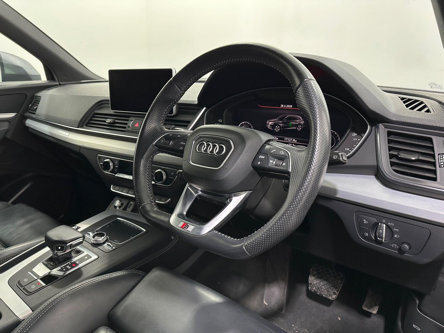 Used Audi Q5 2019 for sale - 78058892: Photo 11