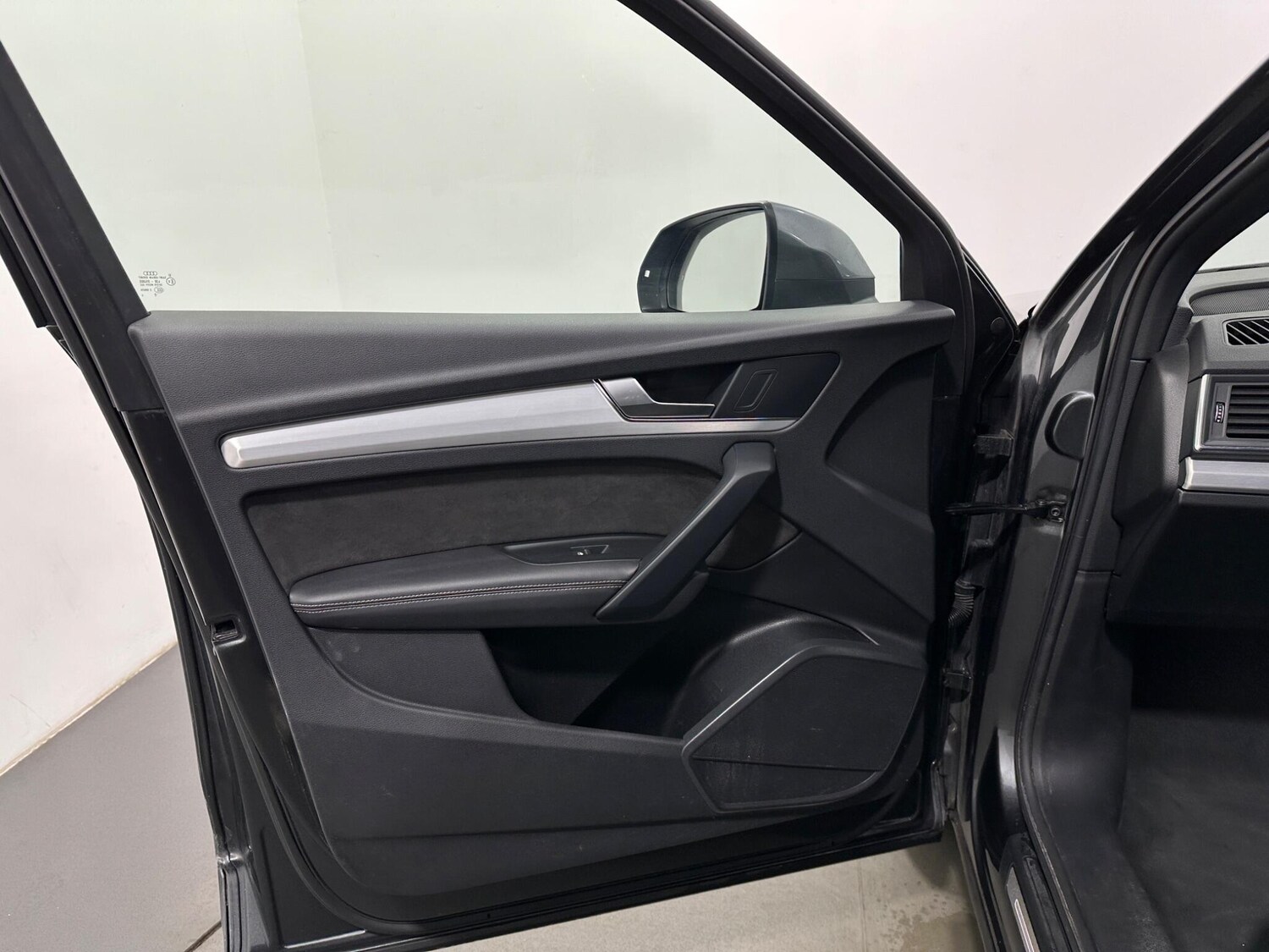 Used Audi Q5 2019 for sale - 78058892: Photo 39