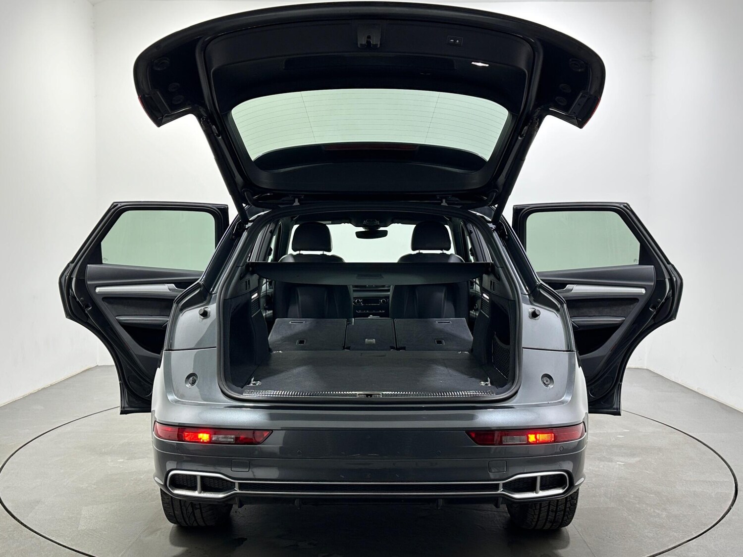 Used Audi Q5 2019 for sale - 78058892: Photo 47