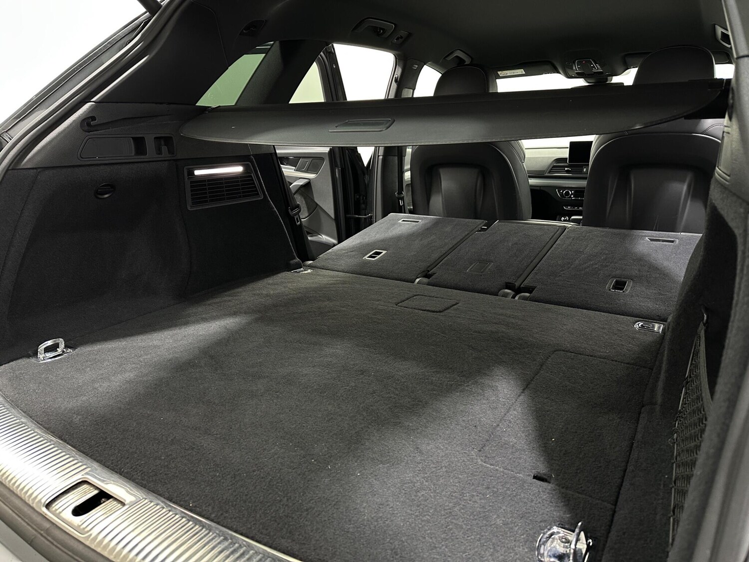 Used Audi Q5 2019 for sale - 78058892: Photo 48