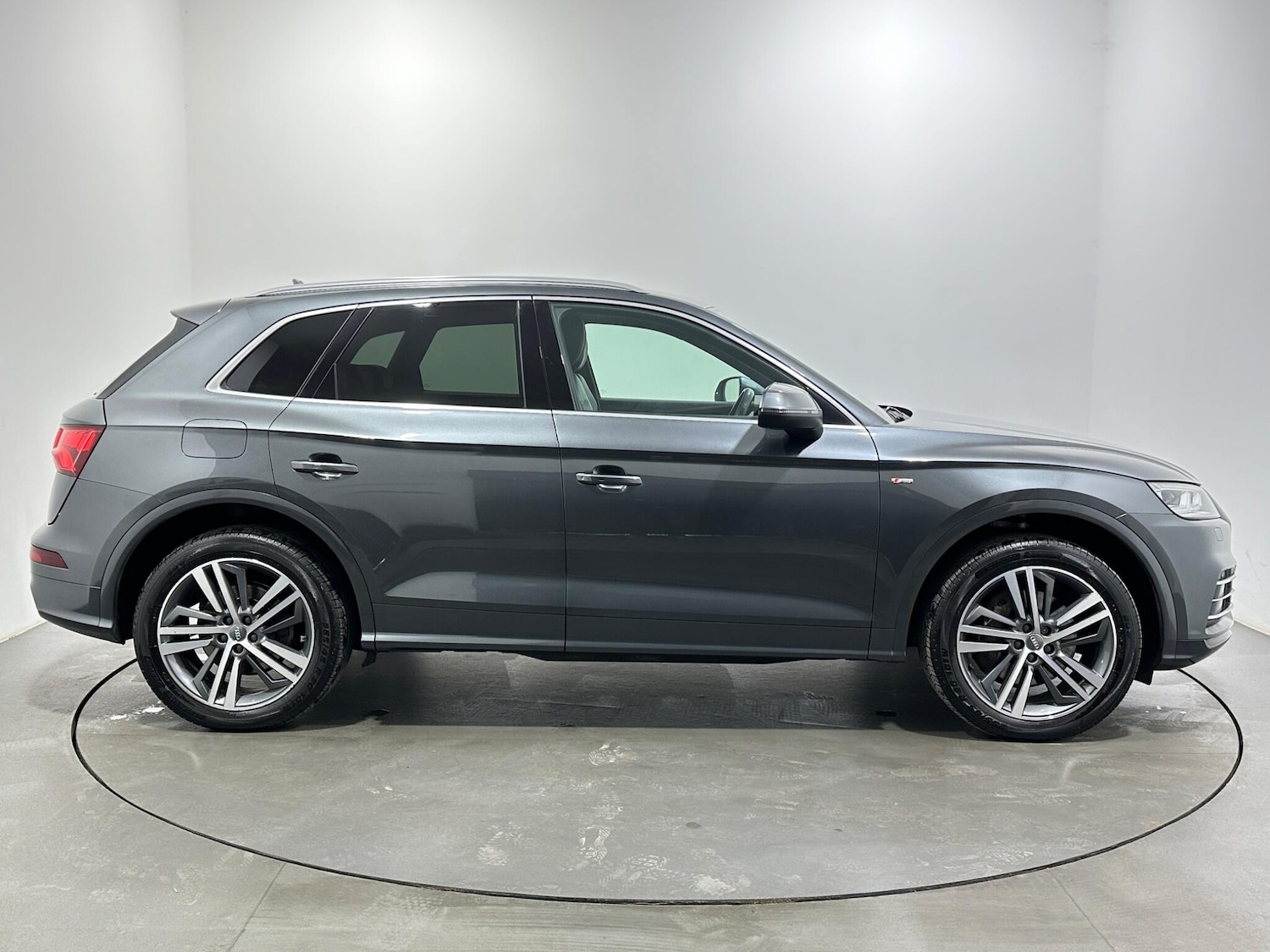 Used Audi Q5 2019 for sale - 78058892: Photo 9
