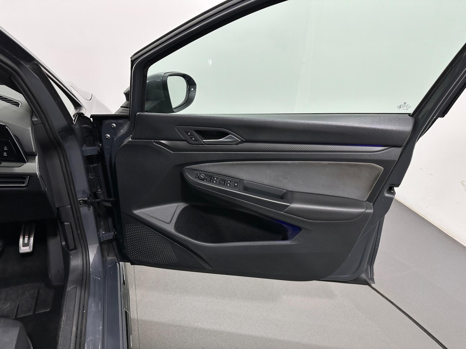 Used Volkswagen Golf 2021 for sale - 77646729: Photo 32