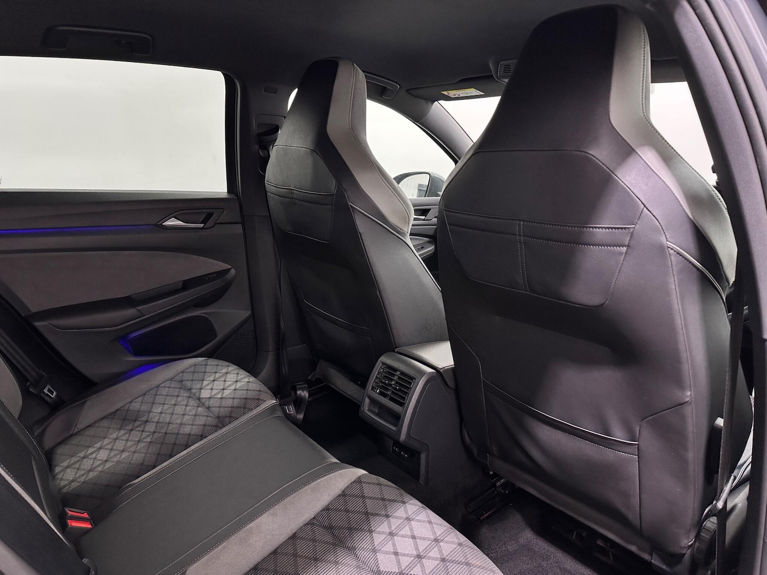 Used Volkswagen Golf 2021 for sale - 77646729: Photo 39