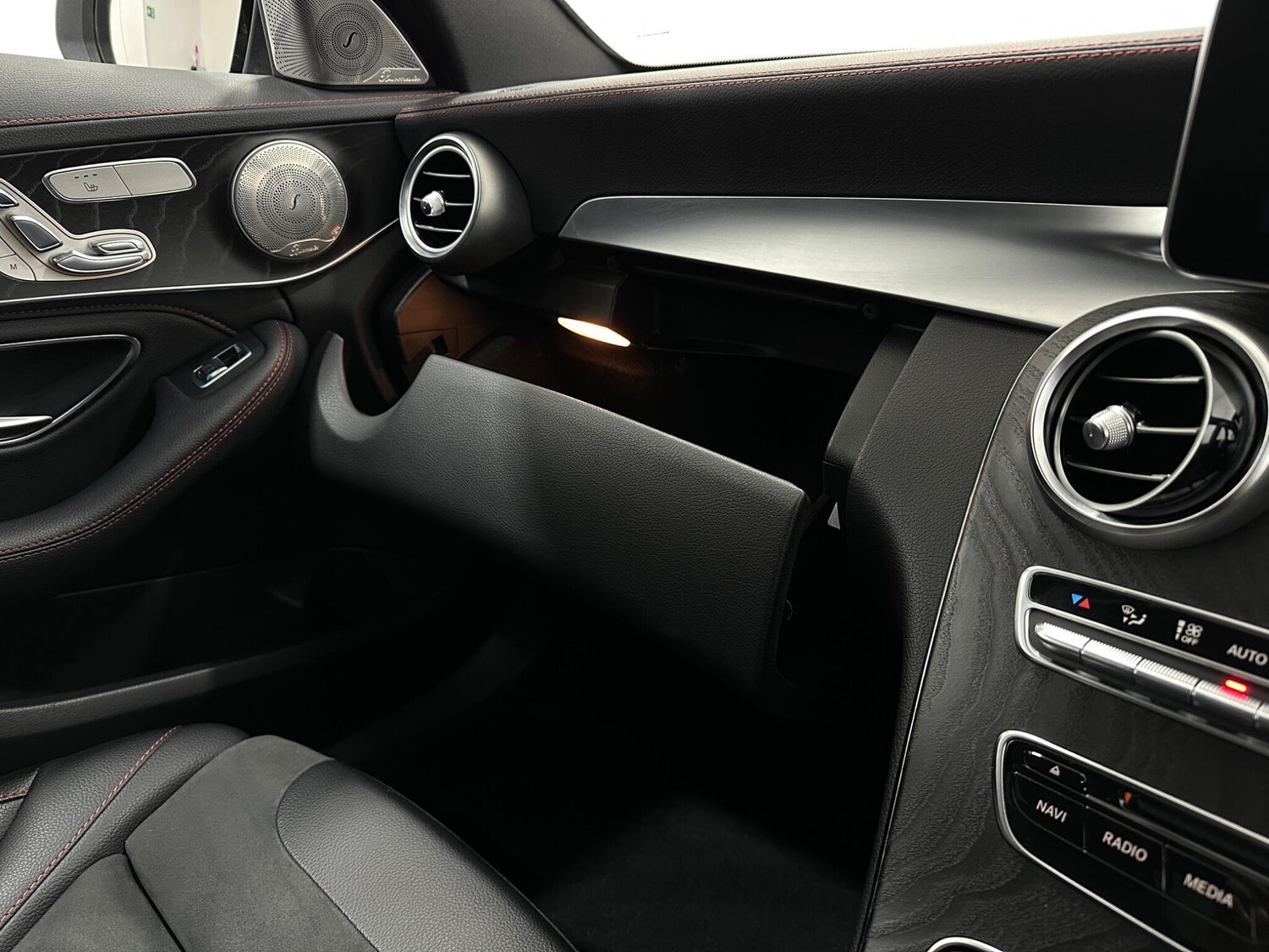 Used Mercedes-Benz C Class 2017 for sale - 78170072: Photo 30