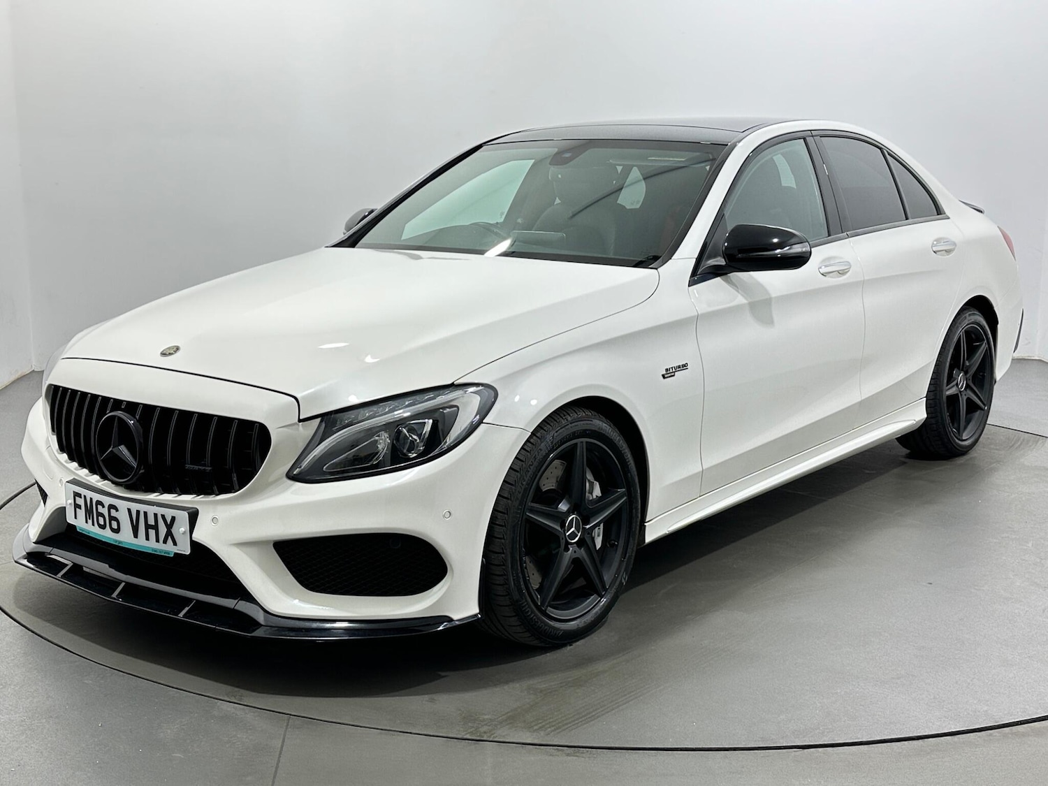 Used Mercedes-Benz C Class 2017 for sale - 78170072: Photo 4