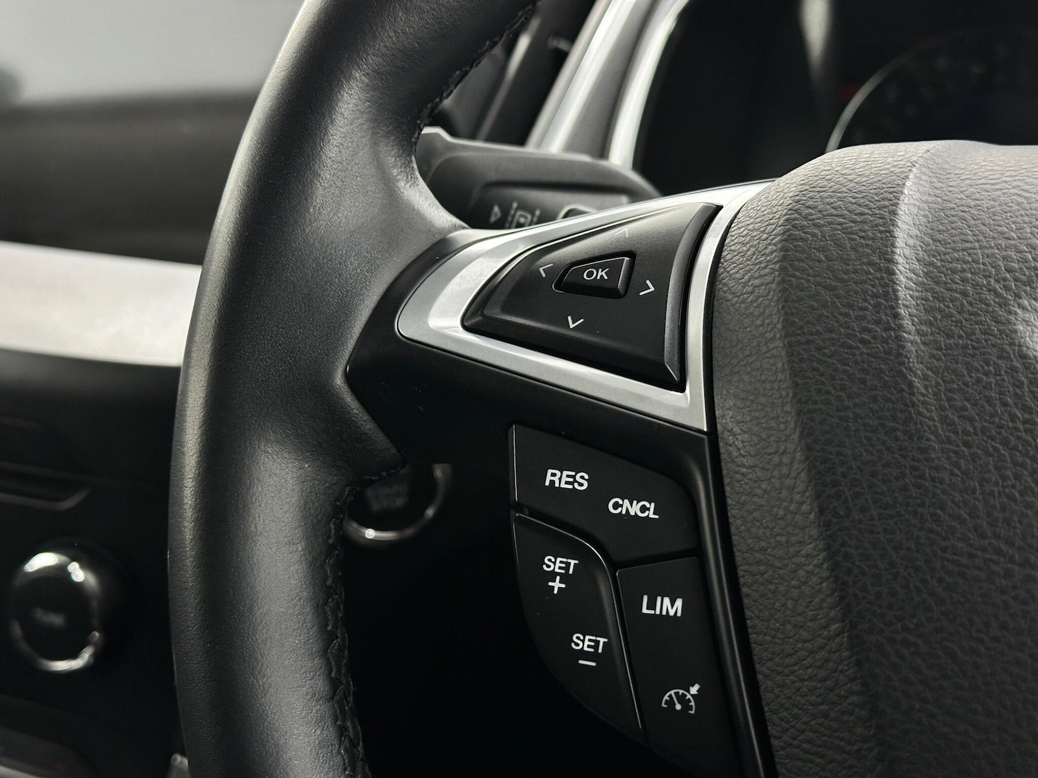 Used Ford S-Max for sale - 77695329: Photo 14