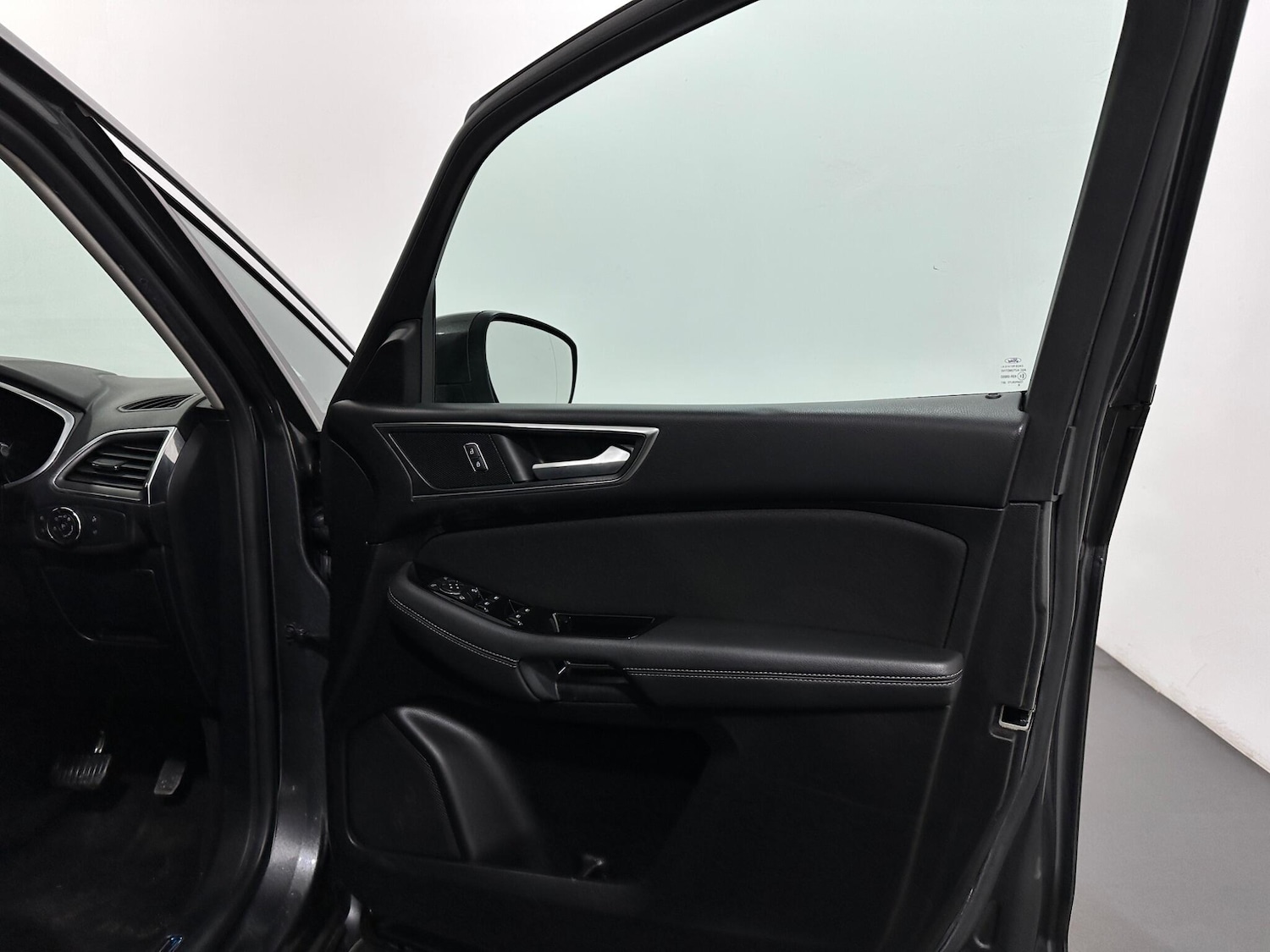 Used Ford S-Max for sale - 77695329: Photo 35