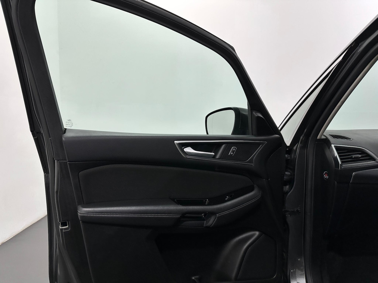 Used Ford S-Max for sale - 77695329: Photo 39