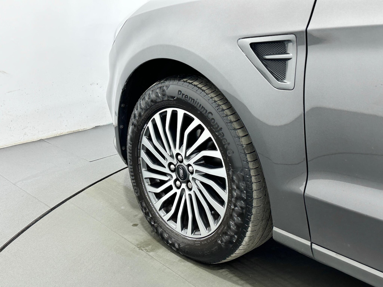 Used Ford S-Max for sale - 77695329: Photo 54