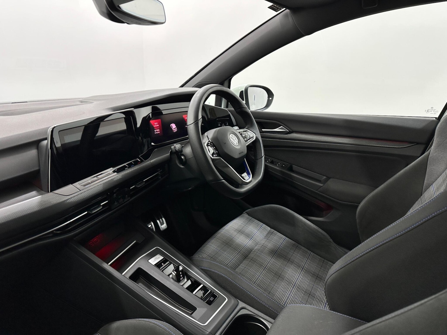 Used Volkswagen Golf 2021 for sale - 77633493: Photo 31