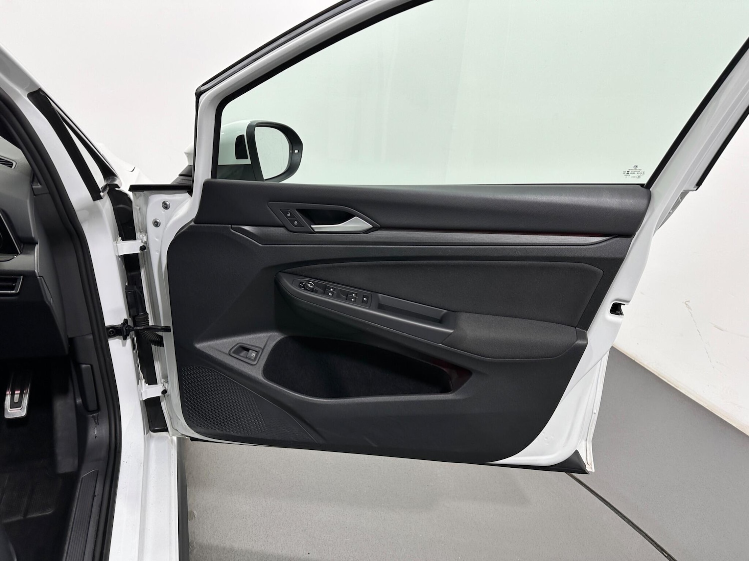 Used Volkswagen Golf 2021 for sale - 77633493: Photo 34