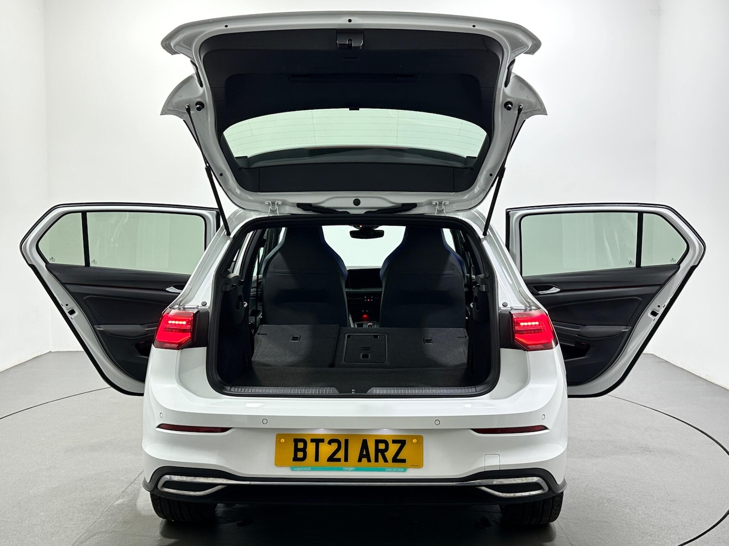 Used Volkswagen Golf 2021 for sale - 77633493: Photo 44