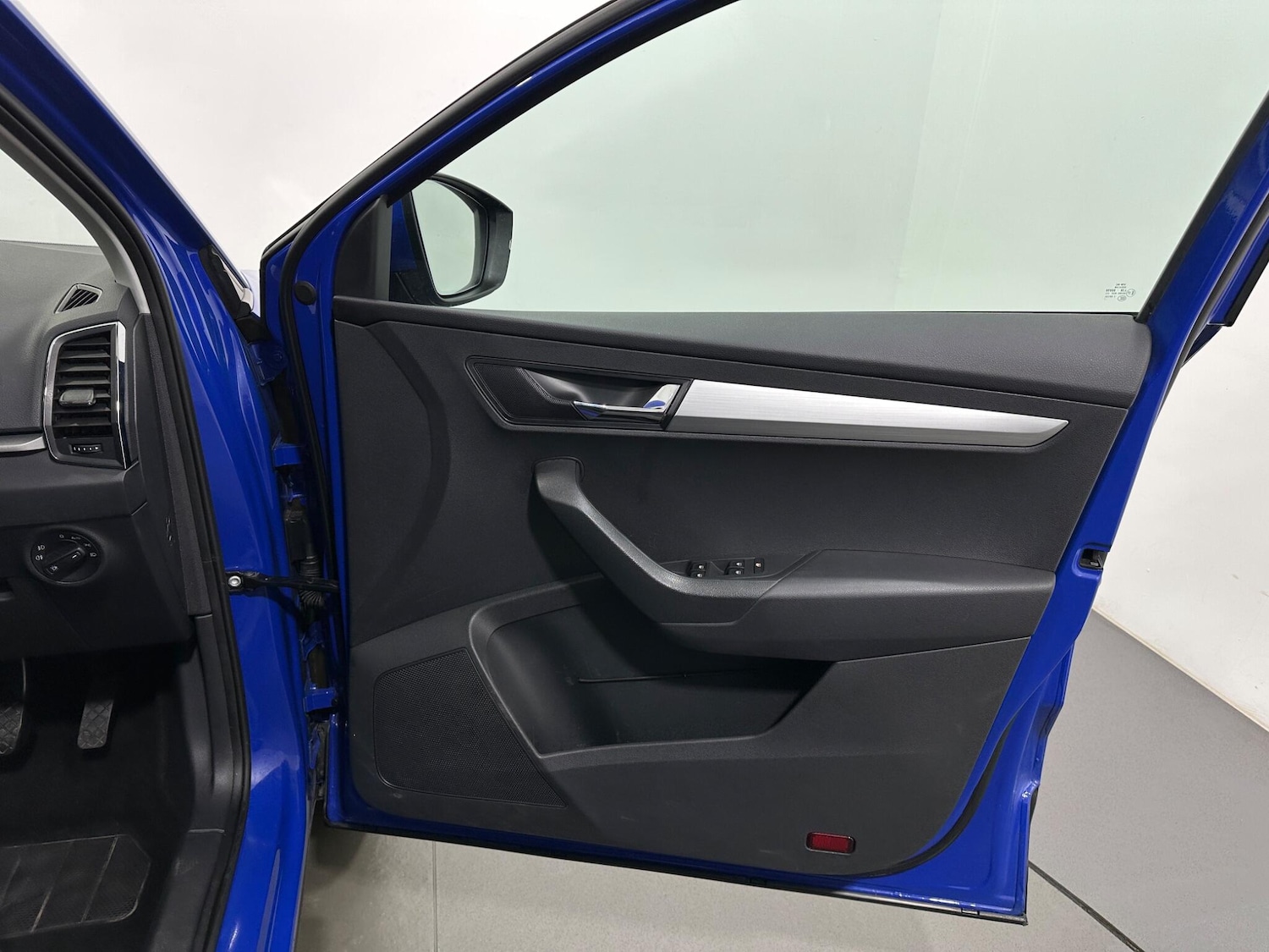 Used Skoda Karoq for sale - 77242712: Photo 30