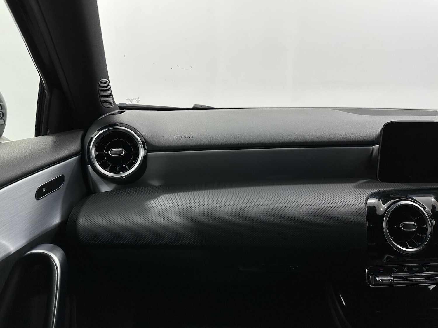 Used Mercedes-Benz A-Class 2019 for sale - 78148031: Photo 30